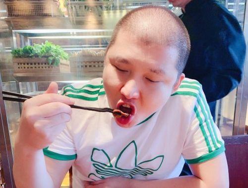 网红辛巴吃瓜,揭秘网红圈背后的真实故事