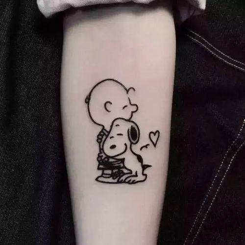 吃瓜纹身网红是谁,揭秘网络红人的独特魅力