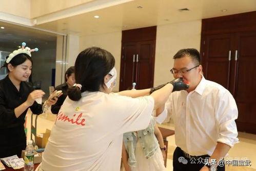 网红集体吃瓜事件视频