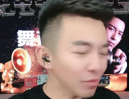 吃瓜跳舞网红是谁呀图片